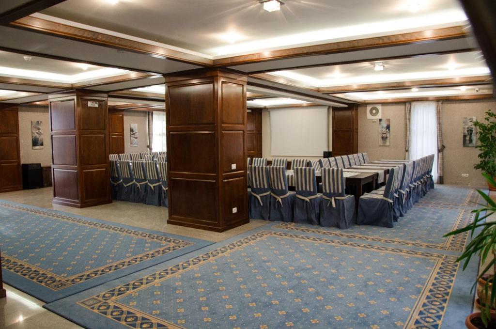 Edelweiss Poiana Hotels 波亚纳布拉索夫 外观 照片
