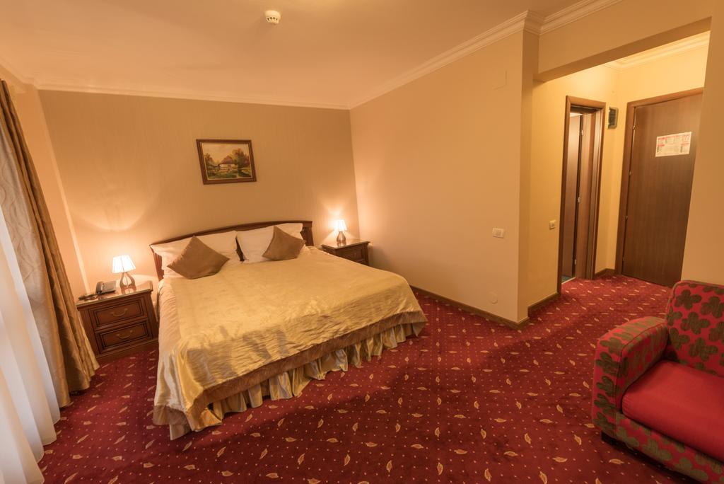 Edelweiss Poiana Hotels 波亚纳布拉索夫 外观 照片