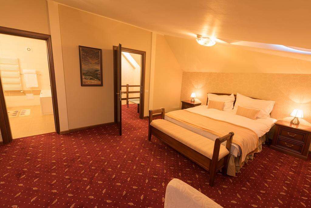Edelweiss Poiana Hotels 波亚纳布拉索夫 外观 照片