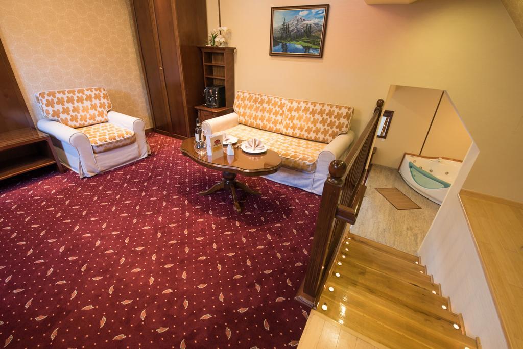 Edelweiss Poiana Hotels 波亚纳布拉索夫 外观 照片