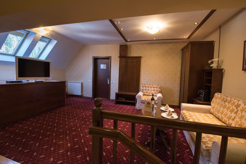 Edelweiss Poiana Hotels 波亚纳布拉索夫 外观 照片
