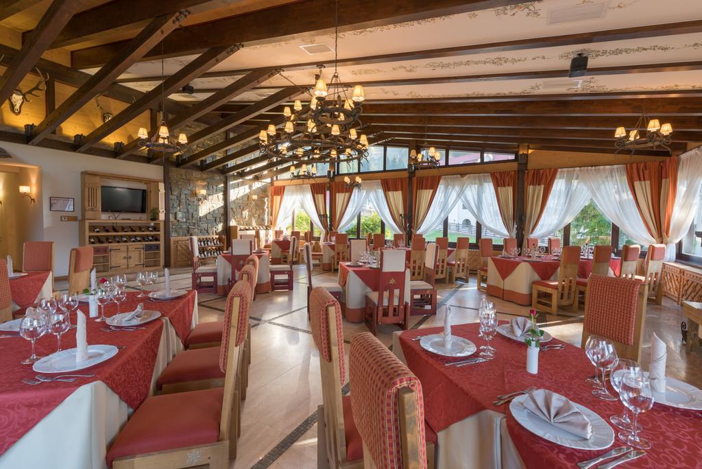 Edelweiss Poiana Hotels 波亚纳布拉索夫 外观 照片