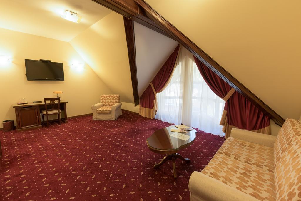 Edelweiss Poiana Hotels 波亚纳布拉索夫 外观 照片