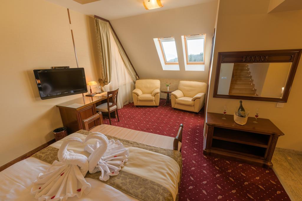 Edelweiss Poiana Hotels 波亚纳布拉索夫 外观 照片